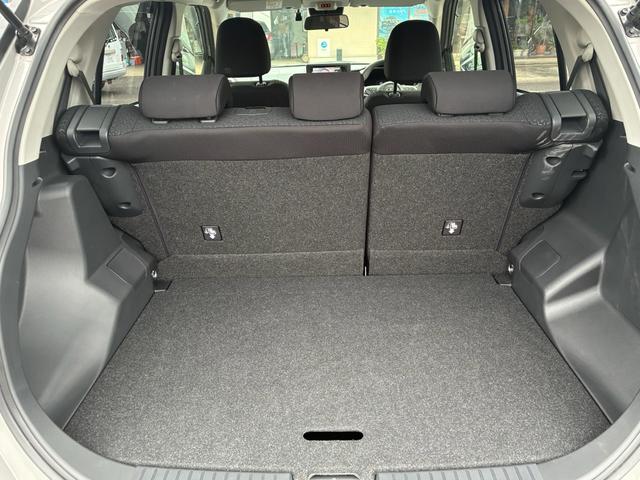 ライズ Ｚ　ワンオーナー　禁煙車　記録簿　ＥＴＣ　前後ドラレコ　ナビ　バックカメラ　Ｂｌｕｅｔｏｏｔｈ　フルセグＴＶ　シートヒーター　クルーズコントロール　純正ＡＷ　オートマチックハイビーム（7枚目）