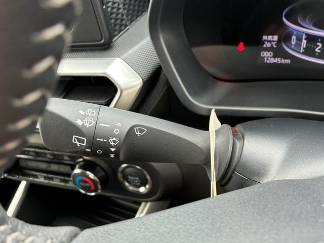 ライズ Ｚ　ワンオーナー　禁煙車　記録簿　ＥＴＣ　前後ドラレコ　ナビ　バックカメラ　Ｂｌｕｅｔｏｏｔｈ　フルセグＴＶ　シートヒーター　クルーズコントロール　純正ＡＷ　オートマチックハイビーム（27枚目）