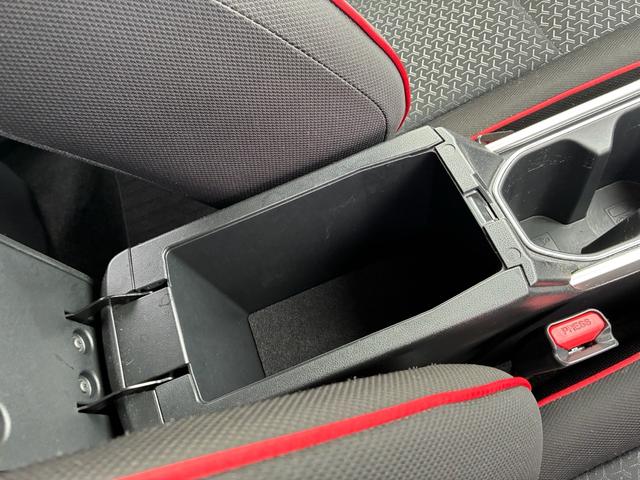 ライズ Ｚ　ワンオーナー　禁煙車　記録簿　ＥＴＣ　前後ドラレコ　ナビ　バックカメラ　Ｂｌｕｅｔｏｏｔｈ　フルセグＴＶ　シートヒーター　クルーズコントロール　純正ＡＷ　オートマチックハイビーム（60枚目）