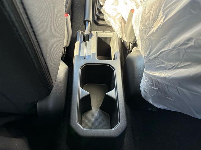 ジムニー XC 届出済未使用車 4WD オートクルーズコントロール シートヒーター LEDヘッドライト オートマチックハイビーム スマートキー 純正AW(35枚目)