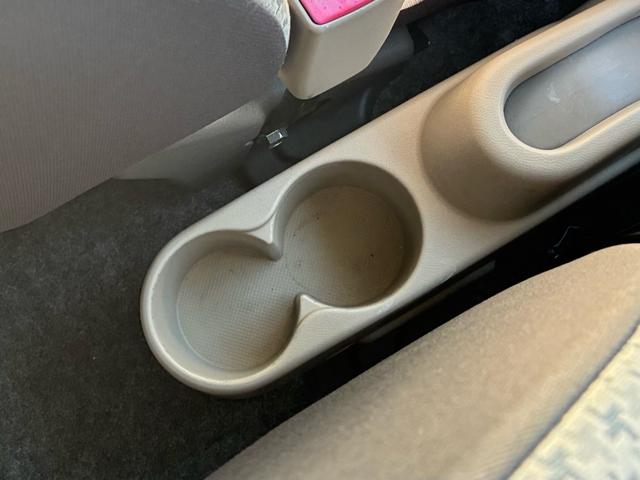 アルト G ワンオーナー 禁煙車 盗難防止システム 衝突安全ボディ 電動格納ミラー エアコン パワーステアリング パワーウィンドウ フロアマット CD 電源ソケット(46枚目)