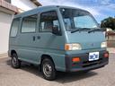 白色のベース車両が全塗装されています。