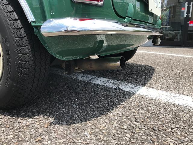 ＭＩＮＩ 　１．３ｉ　４速マニュアルシフト　同色ＮＥＷペイント　ＮＥＷルーフライナー　オーバーフェンダーレスＭｋ－ＩＩ仕様　センターメーター　１０インチホイール　前後Ｈｉ－Ｌｏキット　１年保証（37枚目）