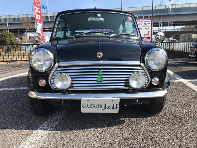 ＭＩＮＩ メイフェア　４速マニュアルシフト　内外装ポールスミス仕様　色替ブラック　ルーフライナー張替済　バルタンステンレスセンターマフラー　前後Ｈｉ－Ｌｏキット　１年保証（2枚目）