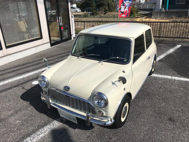 ＭＩＮＩ メイフェア１．３ｉＡＵＴＯ　４速ＡＴ　オースチンＭｋ－Ｉ仕様　オーバーフェンダーレス１０インチ　センターメーター＆タコメーター　センターキー　前後Ｈｉ－Ｌｏキット　１年保証（13枚目）