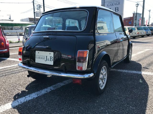 クーパー１．３　純正キャブ車　４速マニュアルシフト　同色オールペイント済　ワンオーナー　前後Ｈｉ－Ｌｏキット　１年保証(8枚目)