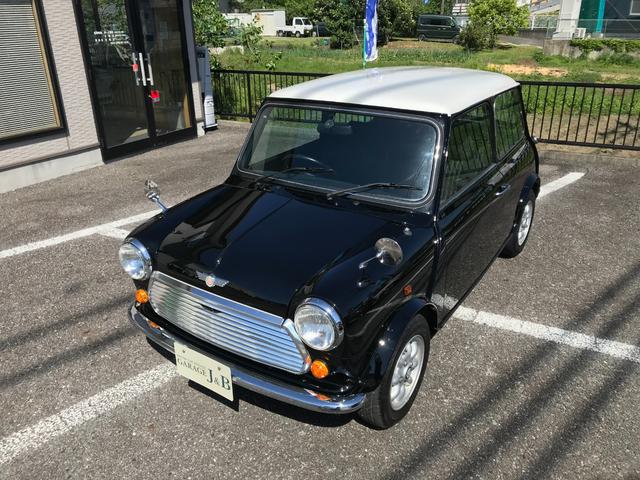 ＭＩＮＩ クーパー１．３　純正キャブ車　４速マニュアルシフト　同色オールペイント済　ワンオーナー　前後Ｈｉ－Ｌｏキット　１年保証（13枚目）