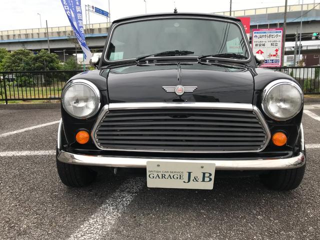 ＭＩＮＩ 　１．３ｉ　４速マニュアルシフト　センターメーター　吊り下げクーラー　スピードスター１０インチアルミ　前後Ｈｉ－Ｌｏキット　センターマフラー　修復歴無し　１年保証（2枚目）