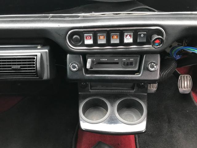 ＭＩＮＩ 　１．３ｉ　４速マニュアルシフト　センターメーター　吊り下げクーラー　スピードスター１０インチアルミ　前後Ｈｉ－Ｌｏキット　センターマフラー　修復歴無し　１年保証（32枚目）