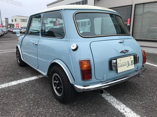 ＭＩＮＩ クーパー１．３　４速マニュアルシフト　純正ＳＵキャブ　色替Ｍｋ－ＩＩ仕様　センターメーター＆タコメーター　吊下げクーラー　ＣＲ１０インチアルミ　前後Ｈｉ－Ｌｏキット　ステンレスマフラー　１年保証（9枚目）