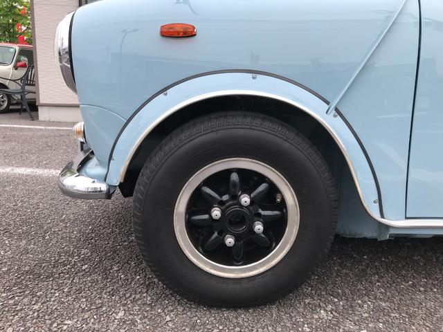ＭＩＮＩ クーパー１．３　４速マニュアルシフト　純正ＳＵキャブ　色替Ｍｋ－ＩＩ仕様　センターメーター＆タコメーター　吊下げクーラー　ＣＲ１０インチアルミ　前後Ｈｉ－Ｌｏキット　ステンレスマフラー　１年保証（19枚目）