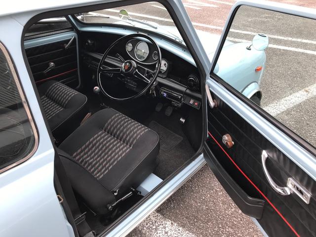 ＭＩＮＩ クーパー１．３　４速マニュアルシフト　純正ＳＵキャブ　色替Ｍｋ－ＩＩ仕様　センターメーター＆タコメーター　吊下げクーラー　ＣＲ１０インチアルミ　前後Ｈｉ－Ｌｏキット　ステンレスマフラー　１年保証（21枚目）