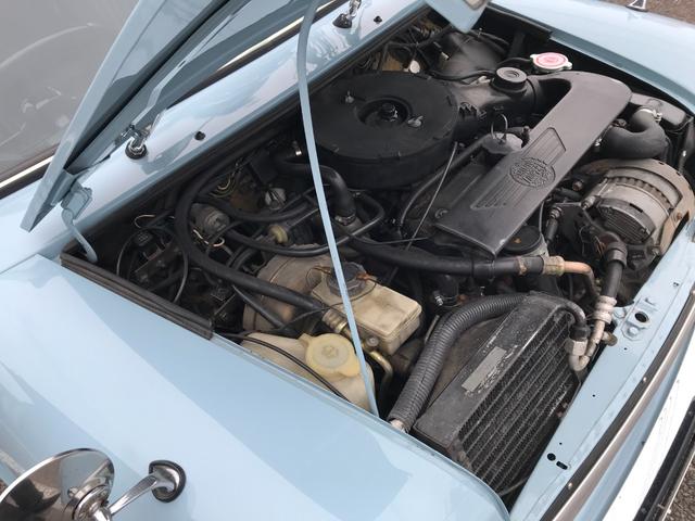 ＭＩＮＩ クーパー１．３　４速マニュアルシフト　純正ＳＵキャブ　色替Ｍｋ－ＩＩ仕様　センターメーター＆タコメーター　吊下げクーラー　ＣＲ１０インチアルミ　前後Ｈｉ－Ｌｏキット　ステンレスマフラー　１年保証（42枚目）