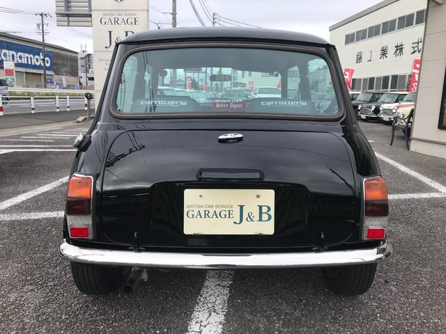 ＭＩＮＩ サーティー　４速マニュアルシフト　３０周年記念限定車　　前後Ｈｉ－Ｌｏキット　ＵＳＢ／ＣＤオーディオ　ＥＴＣ　純正１２インチアルミ　クーラー　クイックシフト　１年保証（3枚目）