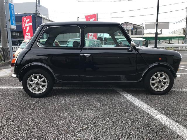 MINI（ローバー）サーティー 4速マニュアルシフト 30周年