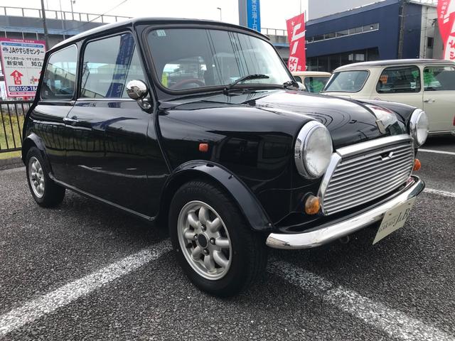 ＭＩＮＩ サーティー　４速マニュアルシフト　３０周年記念限定車　　前後Ｈｉ－Ｌｏキット　ＵＳＢ／ＣＤオーディオ　ＥＴＣ　純正１２インチアルミ　クーラー　クイックシフト　１年保証（6枚目）