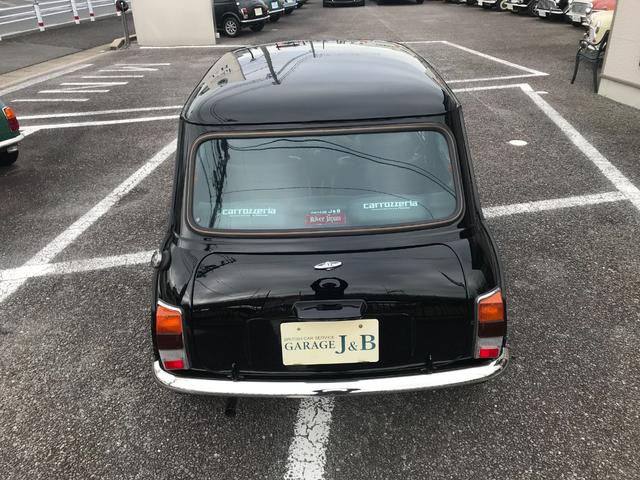 ＭＩＮＩ サーティー　４速マニュアルシフト　３０周年記念限定車　　前後Ｈｉ－Ｌｏキット　ＵＳＢ／ＣＤオーディオ　ＥＴＣ　純正１２インチアルミ　クーラー　クイックシフト　１年保証（10枚目）