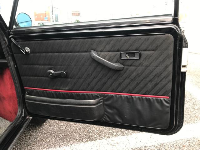 ＭＩＮＩ サーティー　４速マニュアルシフト　３０周年記念限定車　　前後Ｈｉ－Ｌｏキット　ＵＳＢ／ＣＤオーディオ　ＥＴＣ　純正１２インチアルミ　クーラー　クイックシフト　１年保証（21枚目）