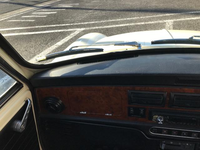 MINI メイフェア 4速マニュアルシフト 同色全塗装済みMk-I仕様 6Jオーバーフェンダー&Sスター10インチアルミ バルタンステンレスセンターマフラー 前後Hi-Loキット ナルディレザーステアリング 1年保証(37枚目)