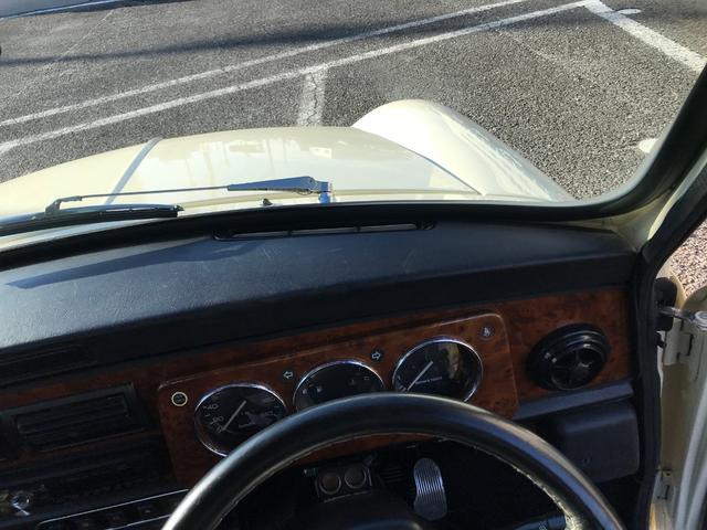 MINI メイフェア 4速マニュアルシフト 同色全塗装済みMk-I仕様 6Jオーバーフェンダー&Sスター10インチアルミ バルタンステンレスセンターマフラー 前後Hi-Loキット ナルディレザーステアリング 1年保証(38枚目)