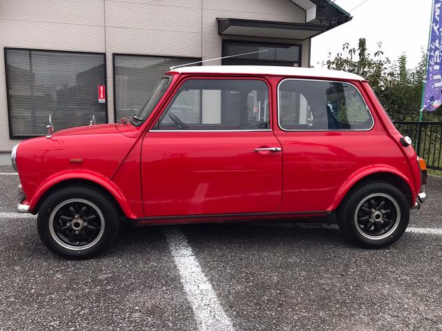 ＭＩＮＩ 　１．３ツインキャブ並行　４速マニュアルシフト　センターメーター　レザーシート　前後Ｈｉ－Ｌｏキット　ＣＲ１２インチアルミ　１年保証（5枚目）