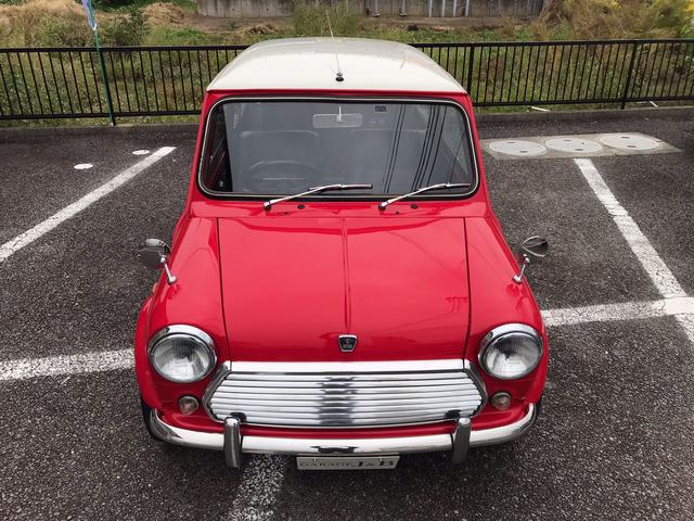 ＭＩＮＩ 　１．３ツインキャブ並行　４速マニュアルシフト　センターメーター　レザーシート　前後Ｈｉ－Ｌｏキット　ＣＲ１２インチアルミ　１年保証（10枚目）