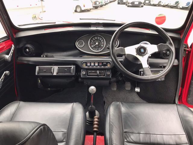 ＭＩＮＩ 　１．３ツインキャブ並行　４速マニュアルシフト　センターメーター　レザーシート　前後Ｈｉ－Ｌｏキット　ＣＲ１２インチアルミ　１年保証（31枚目）