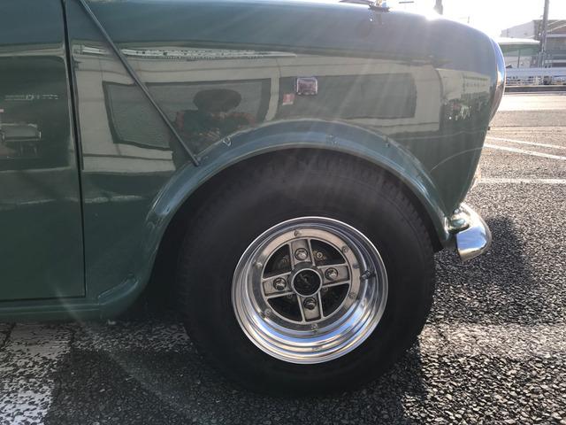 MINI クーパー 4速マニュアルシフト センターメーター&ウッドパネル モトリタウッドステアリング スピードスター10インチアルミ 1年保証(17枚目)