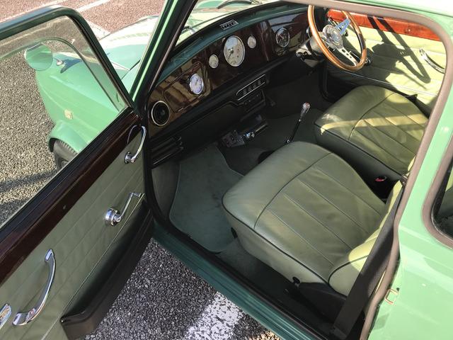 MINI クーパー 4速マニュアルシフト センターメーター&ウッドパネル モトリタウッドステアリング スピードスター10インチアルミ 1年保証(25枚目)