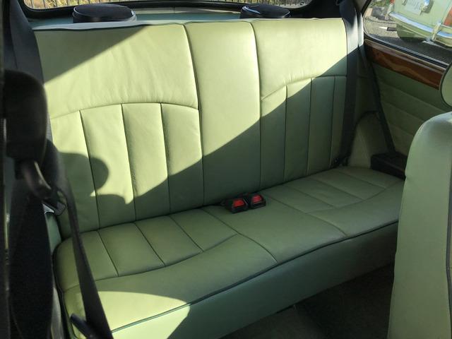 MINI クーパー 4速マニュアルシフト センターメーター&ウッドパネル モトリタウッドステアリング スピードスター10インチアルミ 1年保証(28枚目)