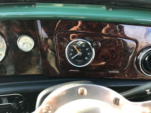 MINI クーパー 4速マニュアルシフト センターメーター&ウッドパネル モトリタウッドステアリング スピードスター10インチアルミ 1年保証(34枚目)