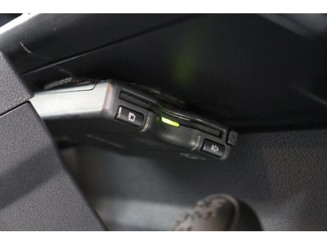 ランドクルーザー７０ ＡＸ　丸目ＬＥＤヘッドライト　純正ナビ　純正ドラレコ　電動デフロック　バックモニター内臓自動防眩ミラー　純正１６インチアルミホイール　ナビ連動バックカメラ　アルミ製サイドステップ　トヨタセーフティセンス（9枚目）