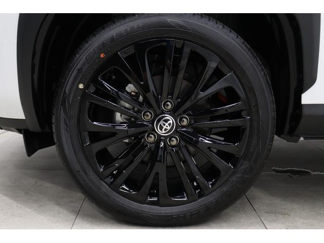 ヤリスクロス ハイブリッドＺ　ウルバーノ　特別仕様車　トヨタチームメイト　ＡＣ１００Ｖ／１５００Ｗコンセント　ハンズフリーパワーバックドア　パノラミックビューモニター　ブラインドスポットモニター　シートヒーター　ＨＤＭＩ　ＥＴＣ２．０（4枚目）
