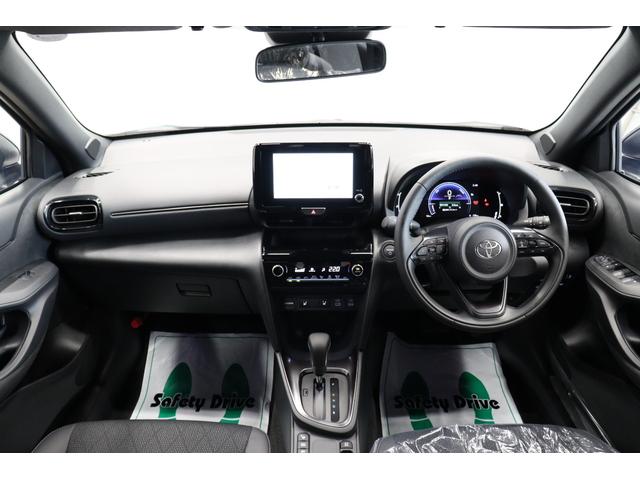 ヤリスクロス ハイブリッドＺ　ウルバーノ　特別仕様車　トヨタチームメイト　ＡＣ１００Ｖ／１５００Ｗコンセント　ハンズフリーパワーバックドア　パノラミックビューモニター　ブラインドスポットモニター　シートヒーター　ＨＤＭＩ　ＥＴＣ２．０（6枚目）