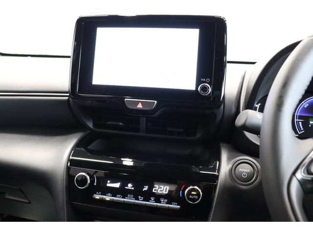 ヤリスクロス ハイブリッドＺ　ウルバーノ　特別仕様車　トヨタチームメイト　ＡＣ１００Ｖ／１５００Ｗコンセント　ハンズフリーパワーバックドア　パノラミックビューモニター　ブラインドスポットモニター　シートヒーター　ＨＤＭＩ　ＥＴＣ２．０（7枚目）