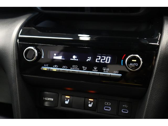 ヤリスクロス ハイブリッドＺ　ウルバーノ　特別仕様車　トヨタチームメイト　ＡＣ１００Ｖ／１５００Ｗコンセント　ハンズフリーパワーバックドア　パノラミックビューモニター　ブラインドスポットモニター　シートヒーター　ＨＤＭＩ　ＥＴＣ２．０（10枚目）