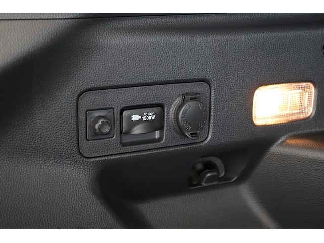 ヤリスクロス ハイブリッドＺ　ウルバーノ　特別仕様車　トヨタチームメイト　ＡＣ１００Ｖ／１５００Ｗコンセント　ハンズフリーパワーバックドア　パノラミックビューモニター　ブラインドスポットモニター　シートヒーター　ＨＤＭＩ　ＥＴＣ２．０（30枚目）