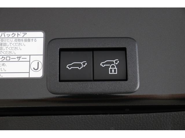 ヤリスクロス ハイブリッドＺ　ウルバーノ　特別仕様車　トヨタチームメイト　ＡＣ１００Ｖ／１５００Ｗコンセント　ハンズフリーパワーバックドア　パノラミックビューモニター　ブラインドスポットモニター　シートヒーター　ＨＤＭＩ　ＥＴＣ２．０（31枚目）