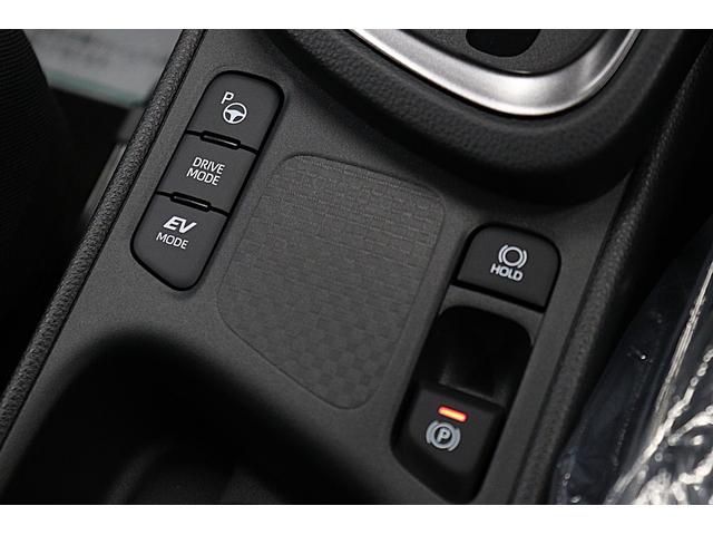 ヤリスクロス ハイブリッドＺ　ウルバーノ　特別仕様車　トヨタチームメイト　ＡＣ１００Ｖ／１５００Ｗコンセント　ハンズフリーパワーバックドア　パノラミックビューモニター　ブラインドスポットモニター　シートヒーター　ＨＤＭＩ　ＥＴＣ２．０（55枚目）