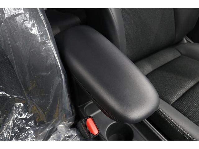 ヤリスクロス ハイブリッドＺ　ウルバーノ　特別仕様車　トヨタチームメイト　ＡＣ１００Ｖ／１５００Ｗコンセント　ハンズフリーパワーバックドア　パノラミックビューモニター　ブラインドスポットモニター　シートヒーター　ＨＤＭＩ　ＥＴＣ２．０（56枚目）