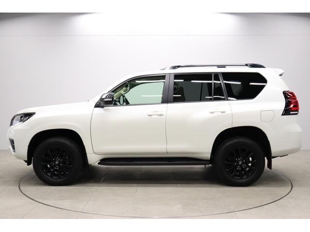 ランドクルーザープラド ＴＸ　Ｌパッケージ　マットブラックエディション　最終特別仕様車　寒冷地　ベージュレザー　メーカーナビ＆プラドスーパーライブサウンド　全周囲モニター　ブラインドスポットモニター　ムーンルーフ　ブラックルーフレール　シートヒーター＆ベンチレーション（11枚目）