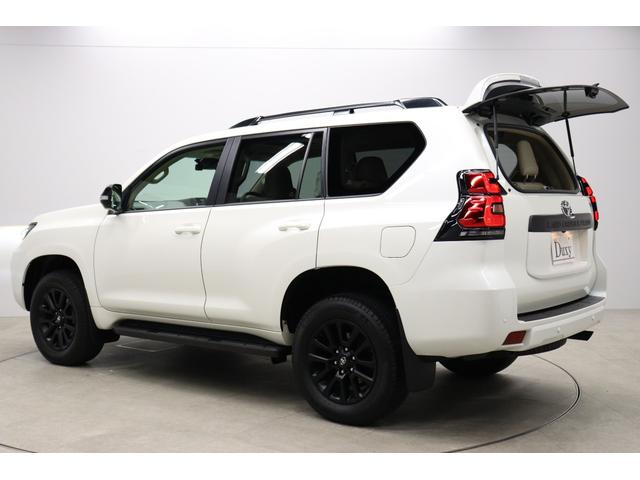 ランドクルーザープラド ＴＸ　Ｌパッケージ　マットブラックエディション　最終特別仕様車　寒冷地　ベージュレザー　メーカーナビ＆プラドスーパーライブサウンド　全周囲モニター　ブラインドスポットモニター　ムーンルーフ　ブラックルーフレール　シートヒーター＆ベンチレーション（19枚目）