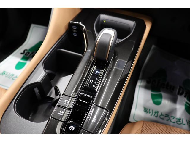 TOYOTA CROWN SPORT Z