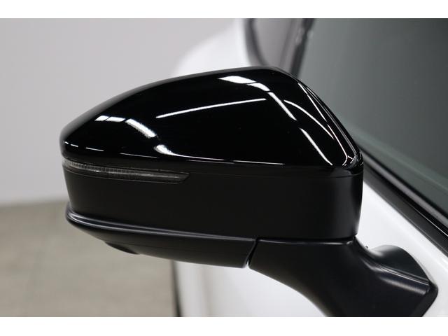 クラウンスポーツ Ｚ　パノラマルーフ　ハンズフリー電動リアドア　ドライブレコーダー機能付きデジタルミラー　置くだけ充電　ＨＵＤ　１２．３インチディスプレイオーディオ　パノラミックビューモニター　ブラインドスポットモニター（38枚目）
