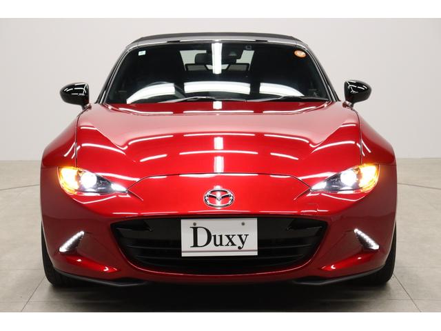 ロードスター  純正ナビ バックカメラ シートヒーター CD/DVDデッキ LEDヘッドランプ バレンティテールランプ 2本出しマフラー リヤスポイラー LEDアクセサリーランプ ソウルレッドクリスタルシャイン(5枚目)