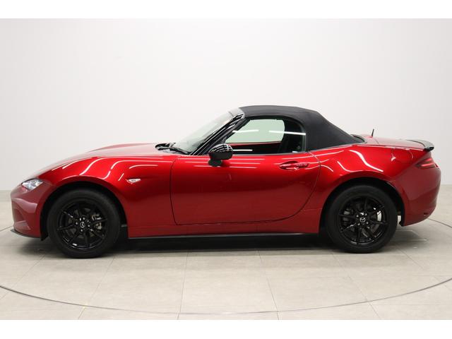 ロードスター  純正ナビ バックカメラ シートヒーター CD/DVDデッキ LEDヘッドランプ バレンティテールランプ 2本出しマフラー リヤスポイラー LEDアクセサリーランプ ソウルレッドクリスタルシャイン(6枚目)