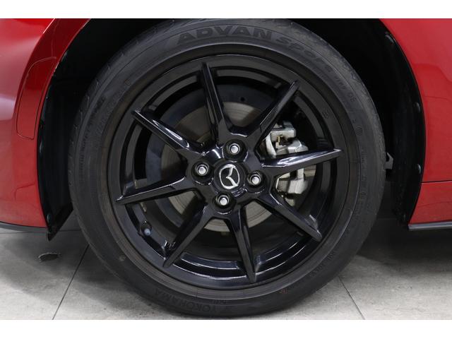 ロードスター  純正ナビ バックカメラ シートヒーター CD/DVDデッキ LEDヘッドランプ バレンティテールランプ 2本出しマフラー リヤスポイラー LEDアクセサリーランプ ソウルレッドクリスタルシャイン(12枚目)