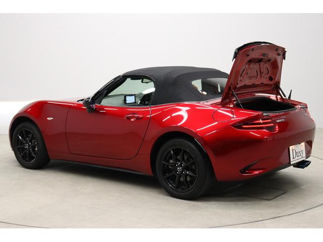 ロードスター  純正ナビ バックカメラ シートヒーター CD/DVDデッキ LEDヘッドランプ バレンティテールランプ 2本出しマフラー リヤスポイラー LEDアクセサリーランプ ソウルレッドクリスタルシャイン(14枚目)