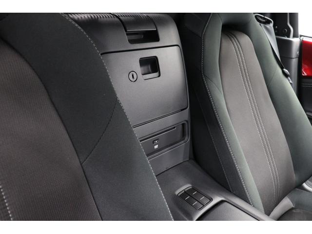 ロードスター  純正ナビ バックカメラ シートヒーター CD/DVDデッキ LEDヘッドランプ バレンティテールランプ 2本出しマフラー リヤスポイラー LEDアクセサリーランプ ソウルレッドクリスタルシャイン(60枚目)