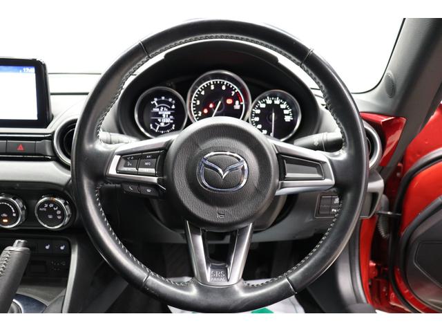 ロードスター  純正ナビ バックカメラ シートヒーター CD/DVDデッキ LEDヘッドランプ バレンティテールランプ 2本出しマフラー リヤスポイラー LEDアクセサリーランプ ソウルレッドクリスタルシャイン(63枚目)